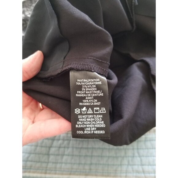 Nic + Zoe Wonder Stretch Embossed Shimmer Slim Pull on Black Pants Womens Size 4 - Picture 16 of 16
